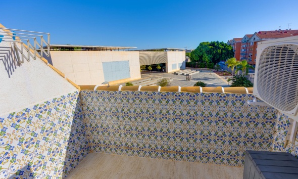 Reventa - Apartamento / Dúplex - Torrevieja - Playa del Acequión
