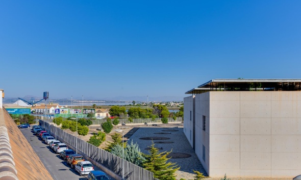 Reventa - Apartamento / Dúplex - Torrevieja - Playa del Acequión