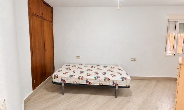 Reventa - Apartamento / Dúplex - Torrevieja - Playa de los Naufragos