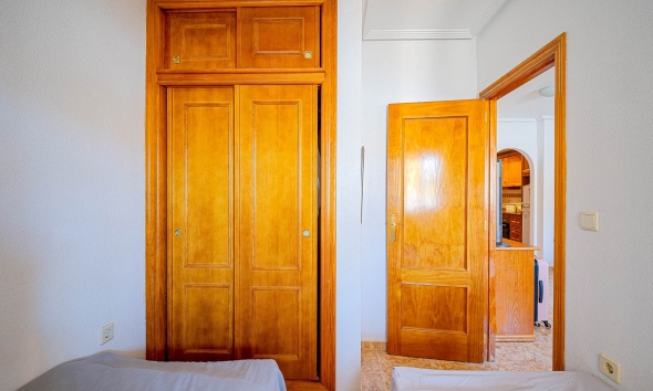 Resale - Apartment / Duplex - Punta Prima