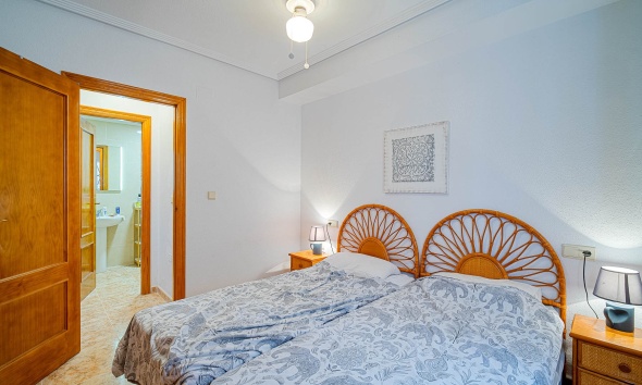Resale - Apartment / Duplex - Punta Prima