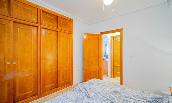 Resale - Apartment / Duplex - Punta Prima