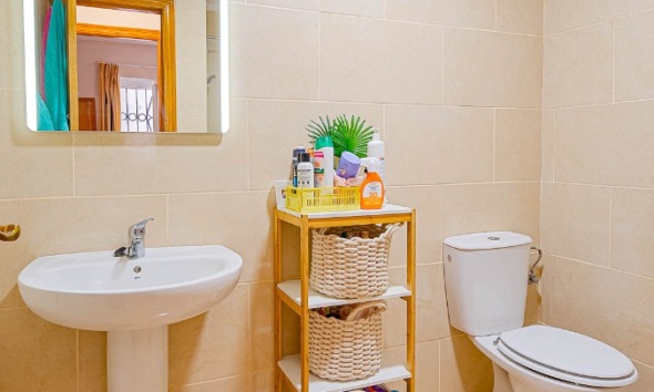 Resale - Apartment / Duplex - Punta Prima