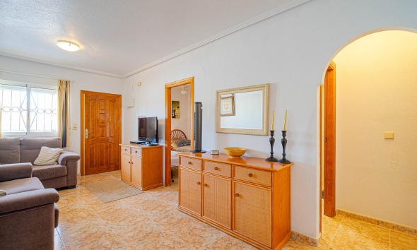 Resale - Apartment / Duplex - Punta Prima