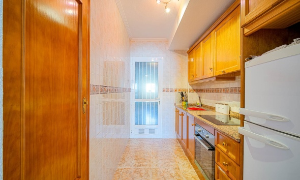 Resale - Apartment / Duplex - Punta Prima