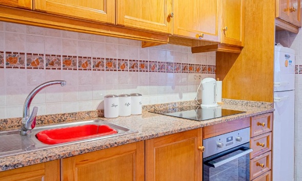 Resale - Apartment / Duplex - Punta Prima