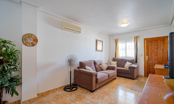 Resale - Apartment / Duplex - Punta Prima