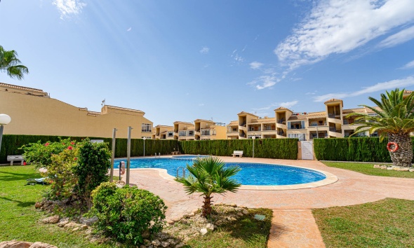 Resale - Apartment / Duplex - Punta Prima