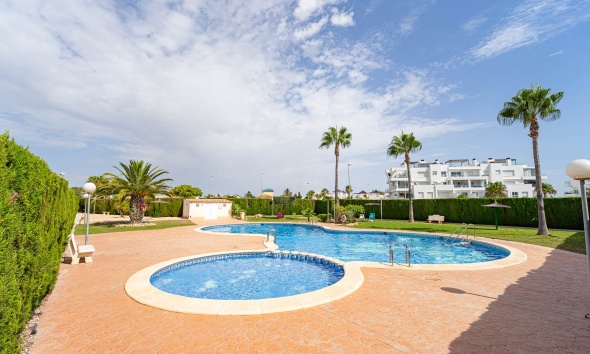 Resale - Apartment / Duplex - Punta Prima