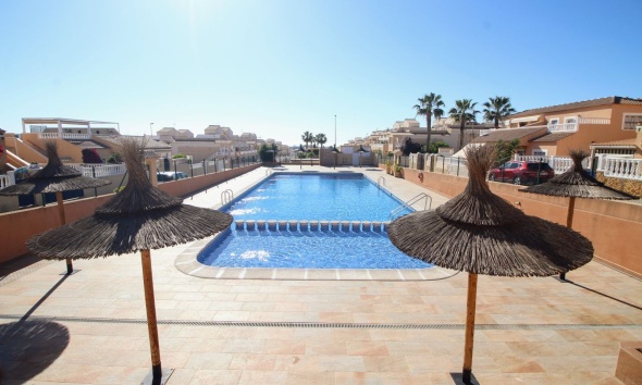 Resale - Apartment / Duplex - Punta Prima