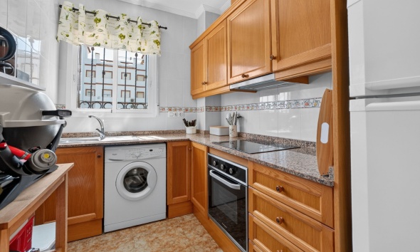 Resale - Apartment / Duplex - Punta Prima