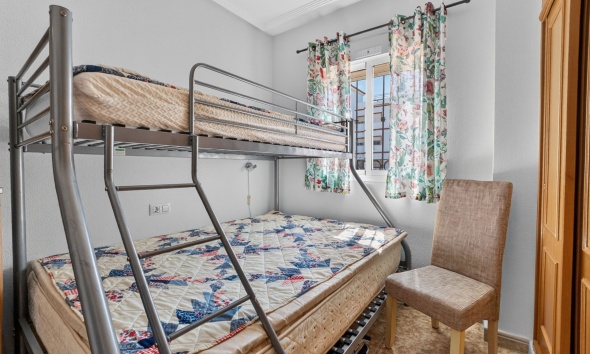 Resale - Apartment / Duplex - Punta Prima