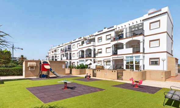 Resale - Apartment / Duplex - Punta Prima