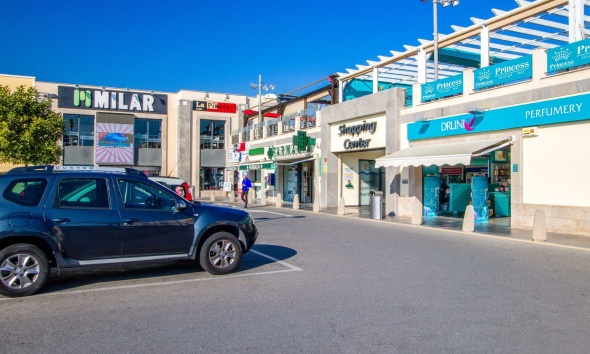 Resale - Apartment / Duplex - Punta Prima