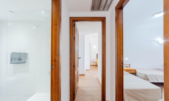 Resale - Apartment / Duplex - Punta Prima