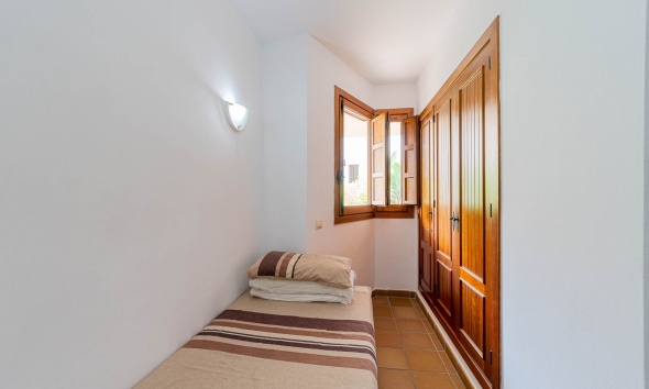 Resale - Apartment / Duplex - Punta Prima