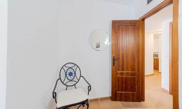 Resale - Apartment / Duplex - Punta Prima