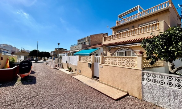 Reventa - Adosado - Torrevieja - La Siesta