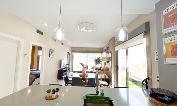 Reventa - Villa / Casa - Orihuela Costa - Villamartín