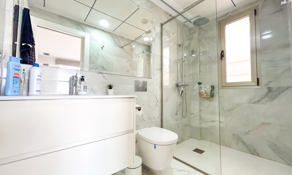 Reventa - Villa / Casa - Orihuela Costa - Villamartín