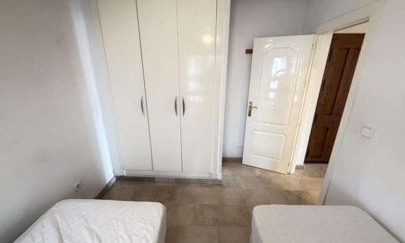 Reventa - Apartamento / Dúplex - Orihuela Costa - Villamartín