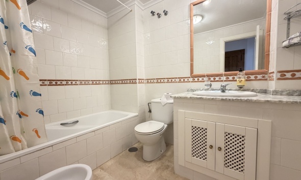 Reventa - Apartamento / Dúplex - Orihuela Costa - Villamartín
