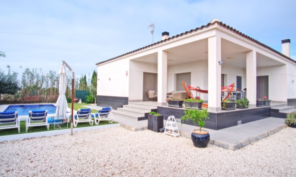 Reventa - Finca - Dolores - Dolores - Country
