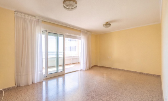 Resale - Apartment / Duplex - Torrevieja - La Mata