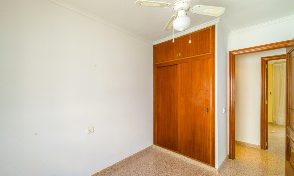 Resale - Apartment / Duplex - Torrevieja - La Mata