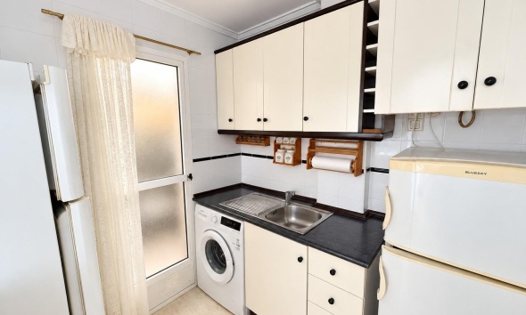 Resale - Bungalow - Torrevieja - Torreblanca