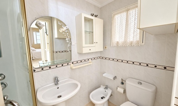 Resale - Bungalow - Torrevieja - Torreblanca