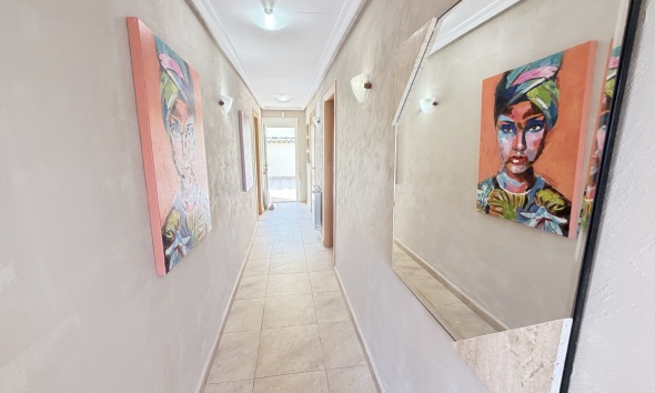 Resale - Villa / House - Orihuela Costa - Cabo Roig
