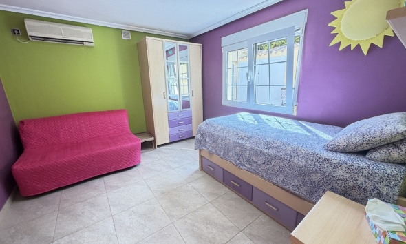 Resale - Villa / House - Orihuela Costa - Cabo Roig