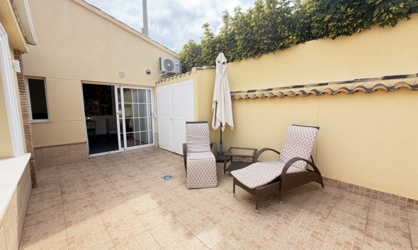 Resale - Villa / House - Orihuela Costa - Cabo Roig