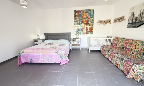 Resale - Villa / House - Orihuela Costa - Cabo Roig