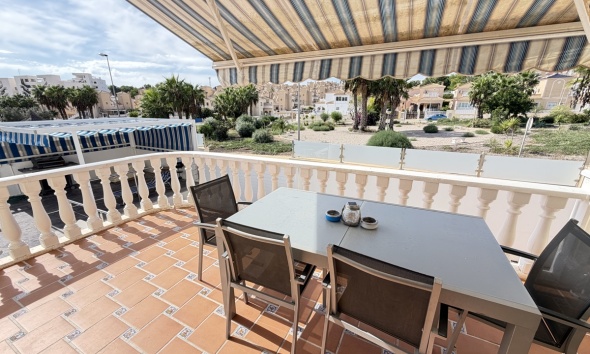 Resale - Villa / House - Orihuela Costa - Villamartín