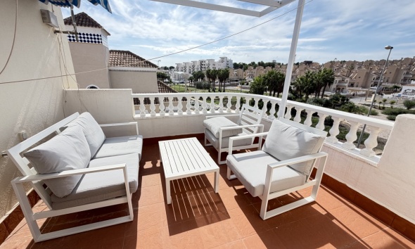 Resale - Villa / House - Orihuela Costa - Villamartín