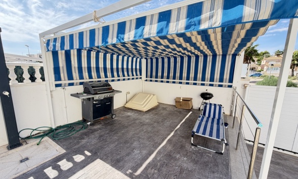 Resale - Villa / House - Orihuela Costa - Villamartín