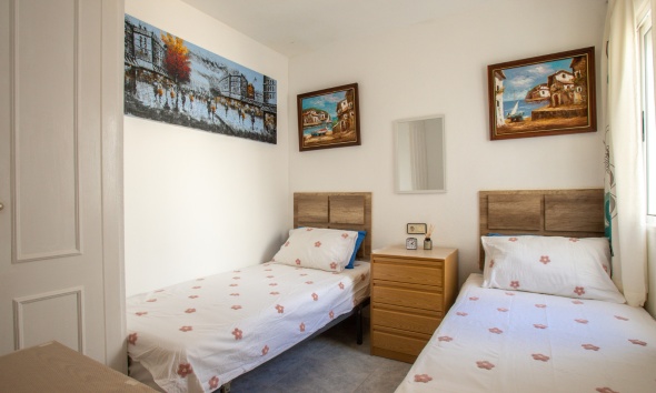 Resale - Apartment / Duplex - Orihuela Costa - Los Almendros-La Florida