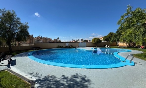 Resale - Apartment / Duplex - Orihuela Costa - Los Almendros-La Florida