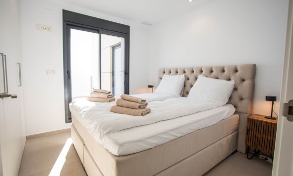Resale - Villa / House - Dolores