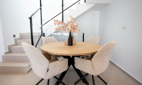 Resale - Villa / House - Dolores