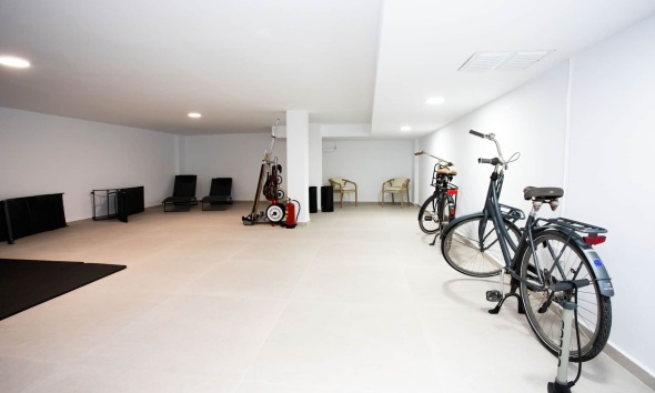 Resale - Villa / House - Dolores