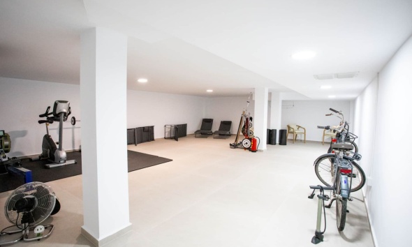 Resale - Villa / House - Dolores