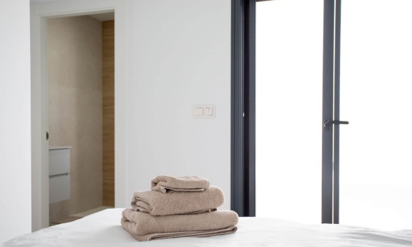 Resale - Villa / House - Dolores