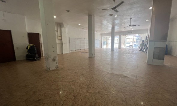 Reventa - Espacio comercial - Guardamar del Segura - Cervantes