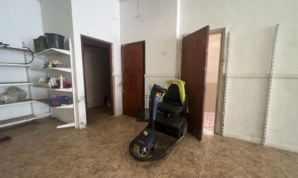 Reventa - Espacio comercial - Guardamar del Segura - Cervantes
