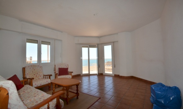 Resale - Apartment / Duplex - Torrevieja - La Mata