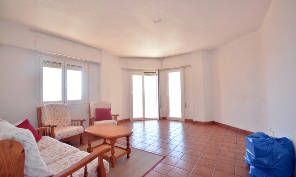 Resale - Apartment / Duplex - Torrevieja - La Mata
