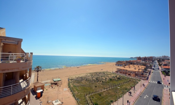 Resale - Apartment / Duplex - Torrevieja - La Mata